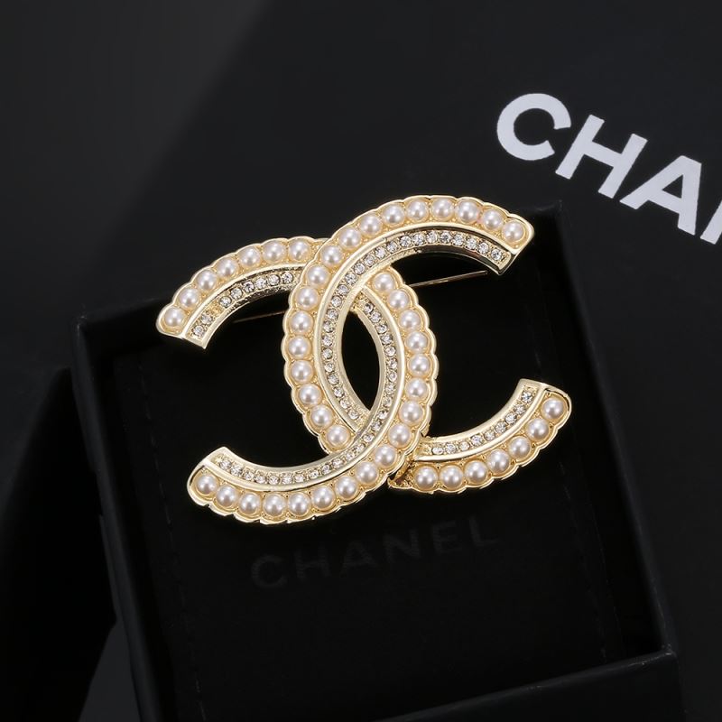 Chanel Brooches - Click Image to Close